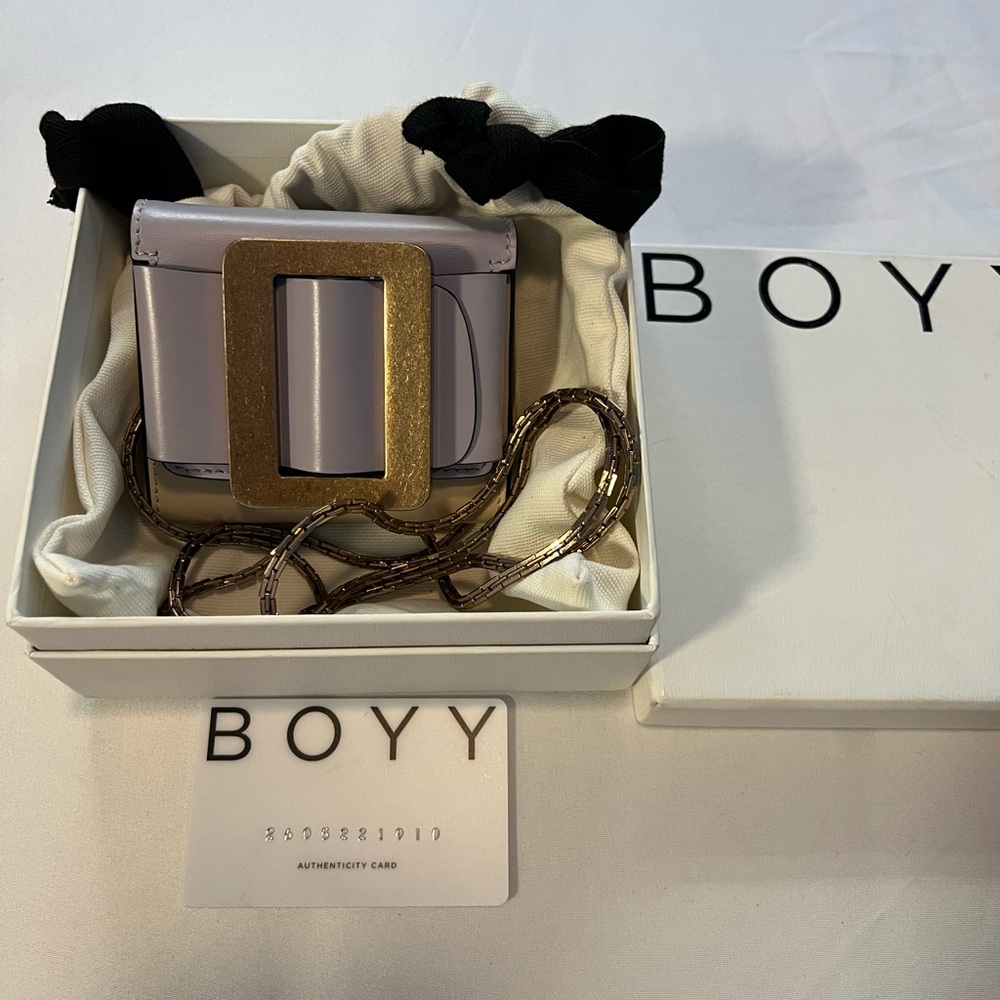 Mini boyy